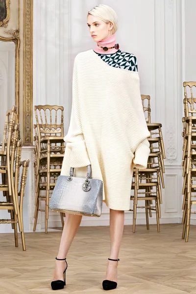 Look 17